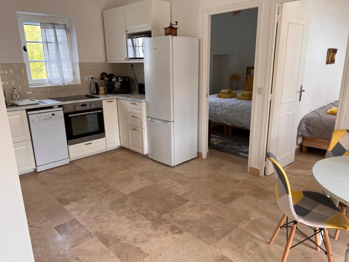 Château de Feusse Saint-Just-Luzac Extérieur photo