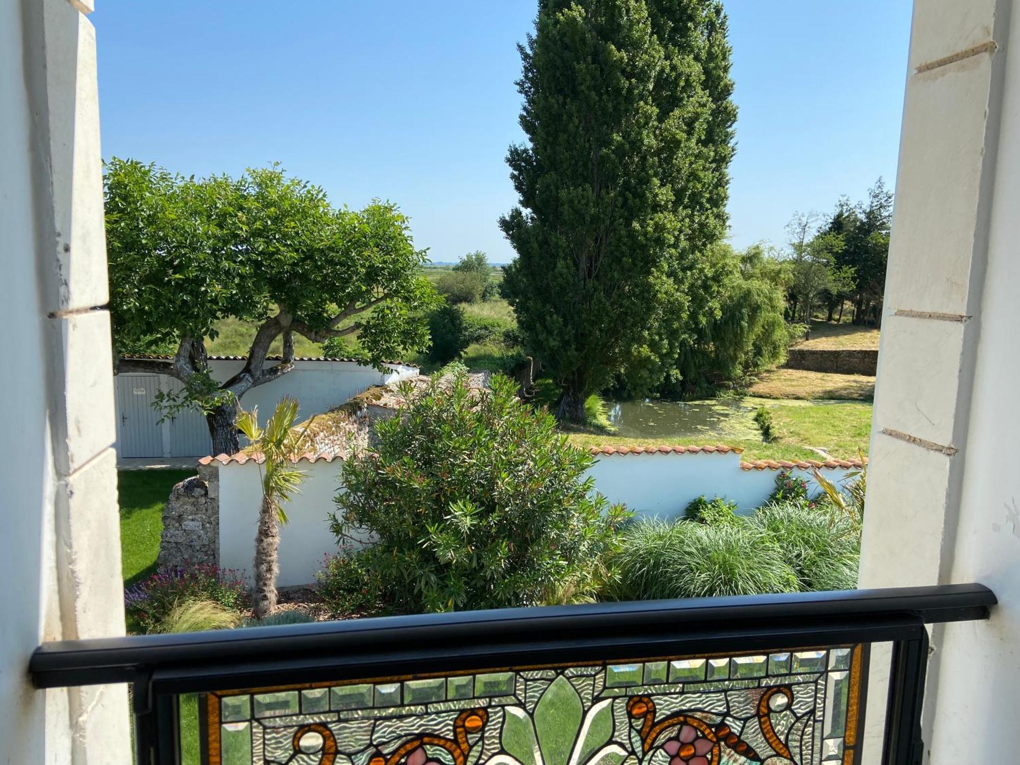 Château de Feusse Saint-Just-Luzac Extérieur photo