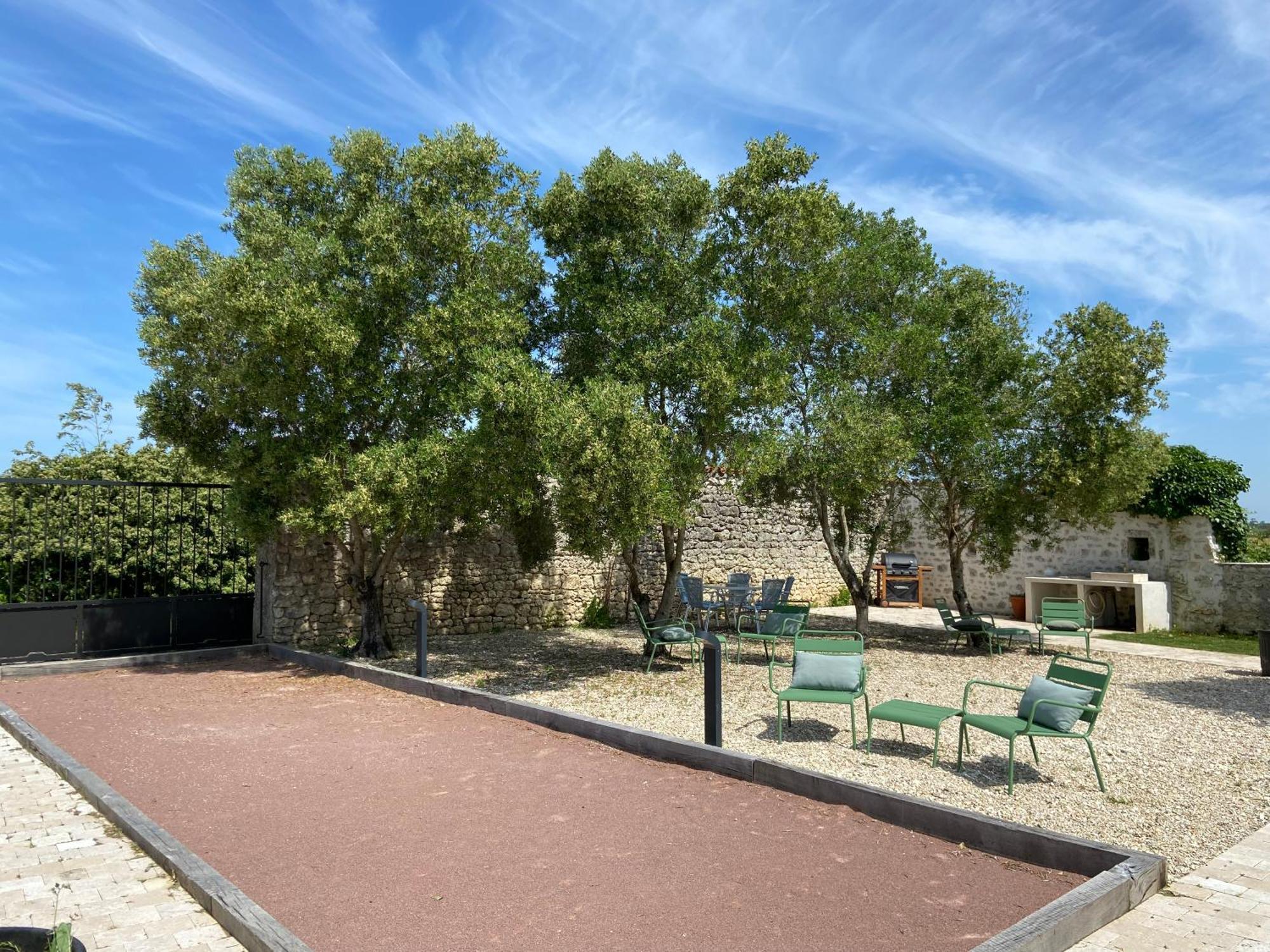 Château de Feusse Saint-Just-Luzac Extérieur photo